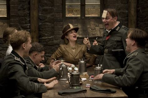 bastardos inglórios assistir|Prime Video: Inglourious Basterds